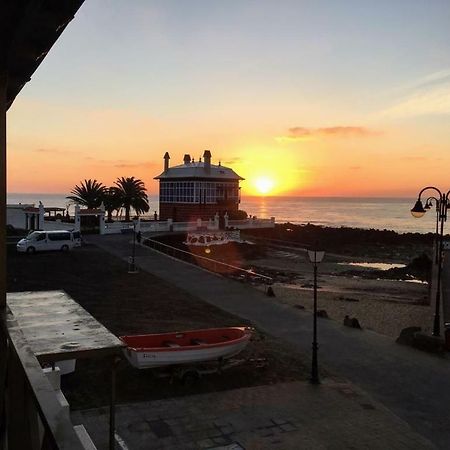 Apartamento El Muelle Arrieta  Dış mekan fotoğraf