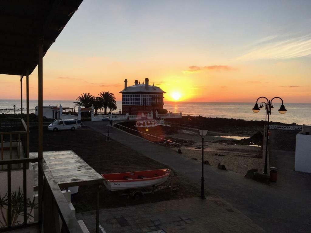 Apartamento El Muelle Arrieta  Dış mekan fotoğraf